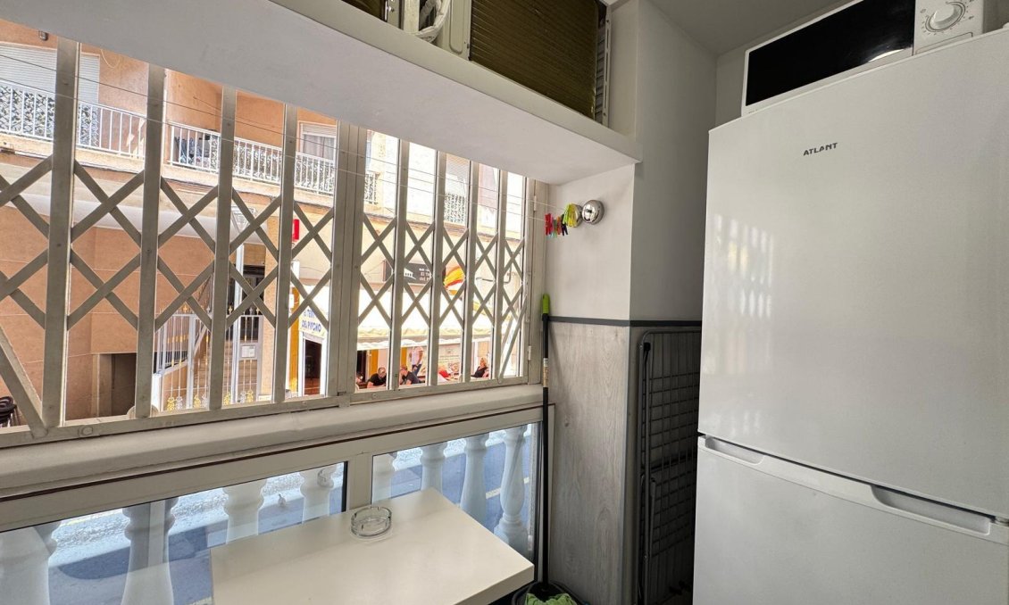 Resale - Apartment -
Torrevieja - Playa del Cura