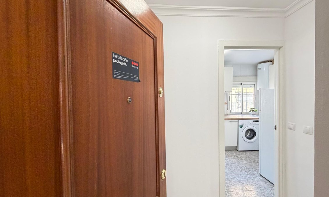 Revânzare - Apartament -
Torrevieja - Centro