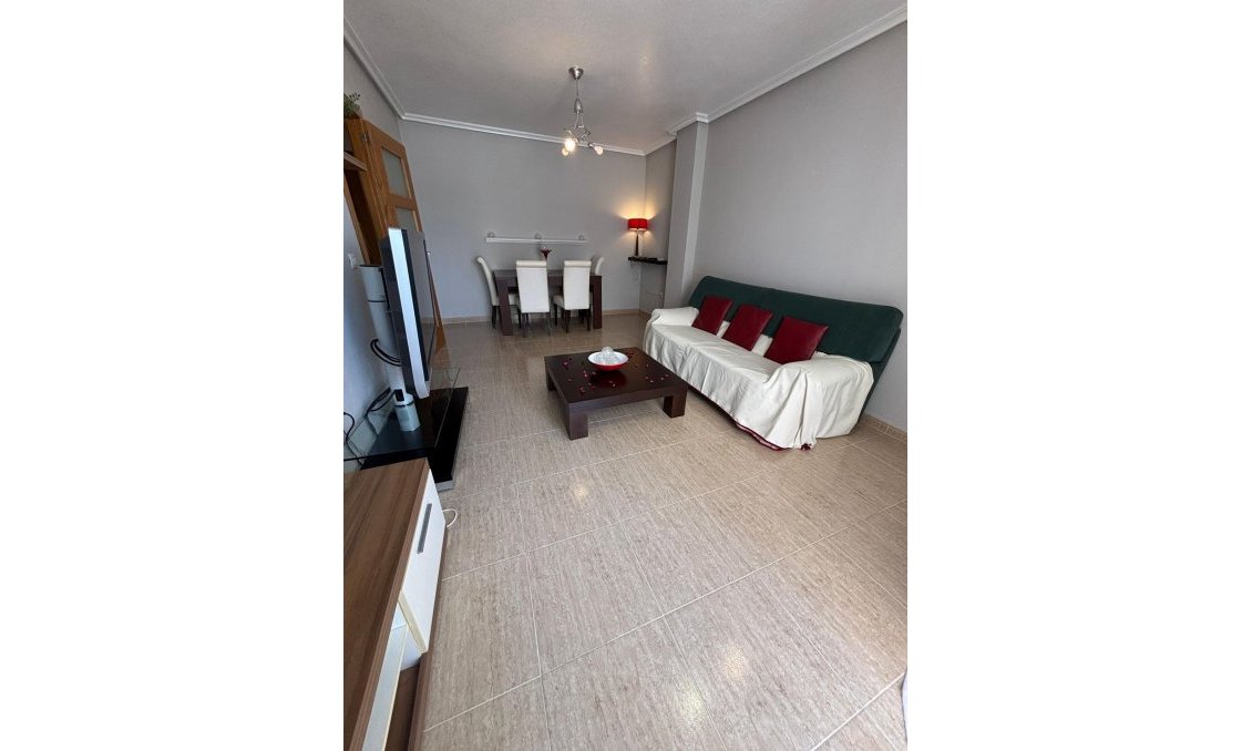 Revente - Appartement -
Torrevieja - Centro