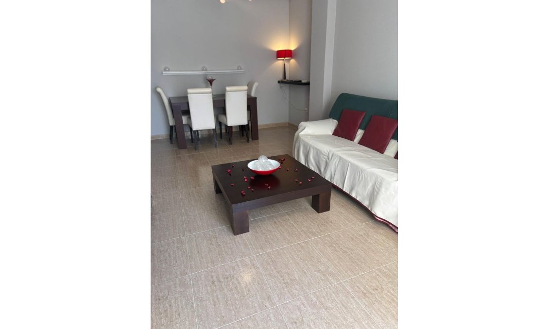 Revente - Appartement -
Torrevieja - Centro