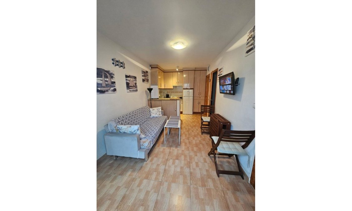 Resale - Bungalow -
Torrevieja - Lago Jardin