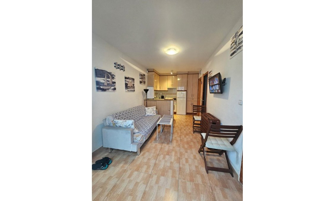 Resale - Bungalow -
Torrevieja - Lago Jardin