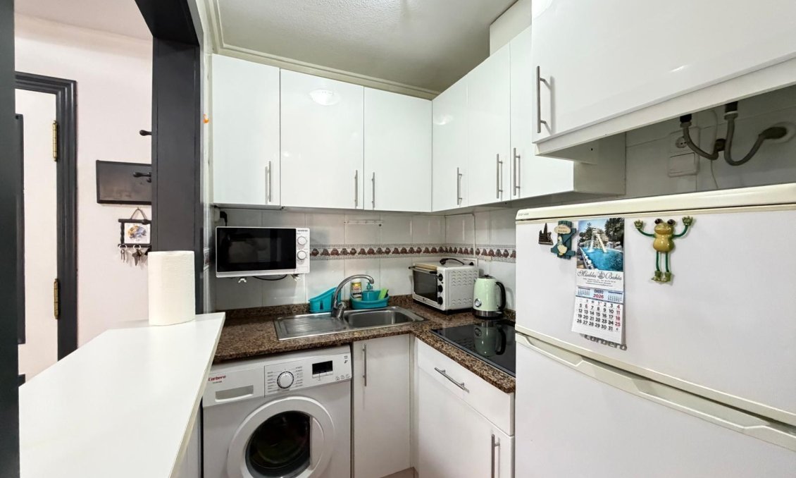 Resale - Apartment -
Torrevieja - Estacion De Autobuses