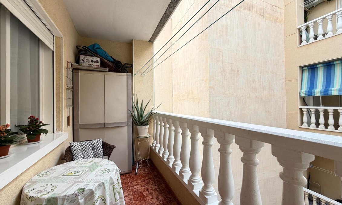 Resale - Apartment -
Torrevieja - Estacion De Autobuses