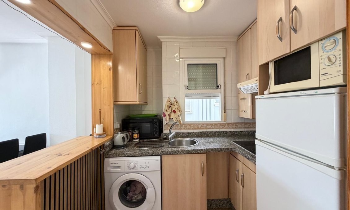 Resale - Apartment -
Torrevieja - Playa del Cura