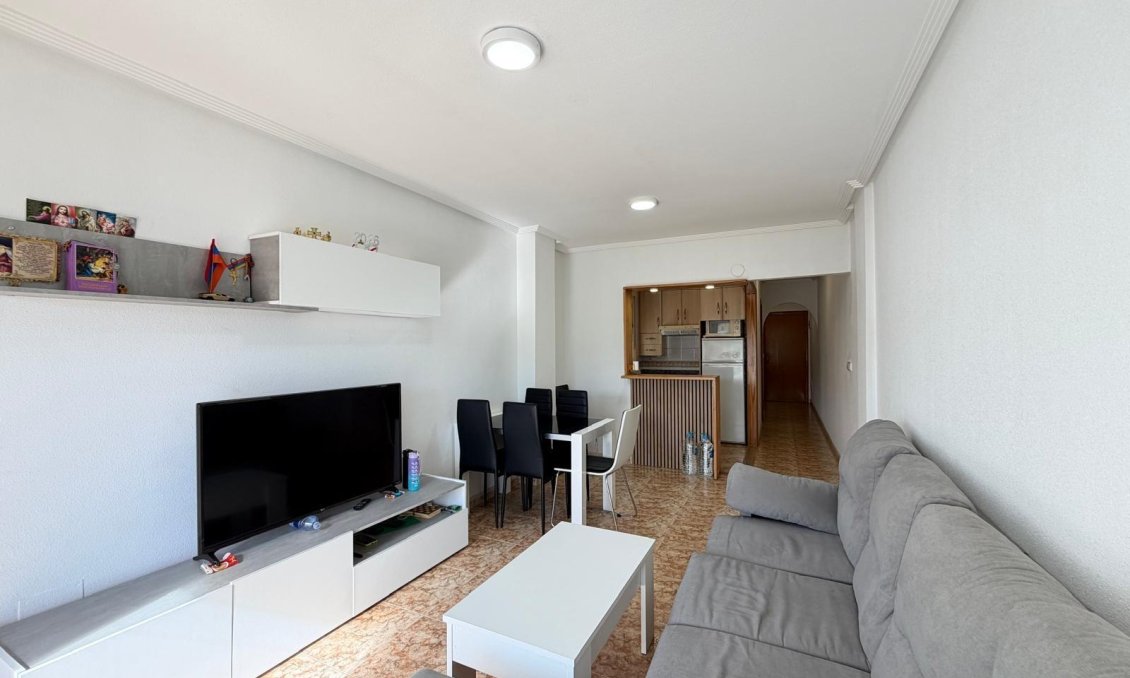 Resale - Apartment -
Torrevieja - Playa del Cura