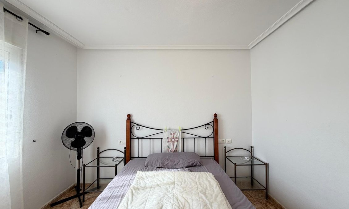 Resale - Apartment -
Torrevieja - Playa del Cura