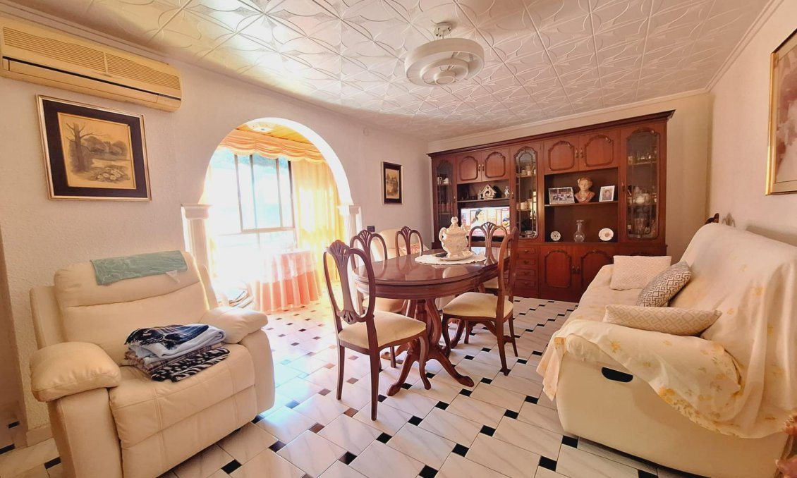 Resale - Apartment -
Torrevieja - Acequion