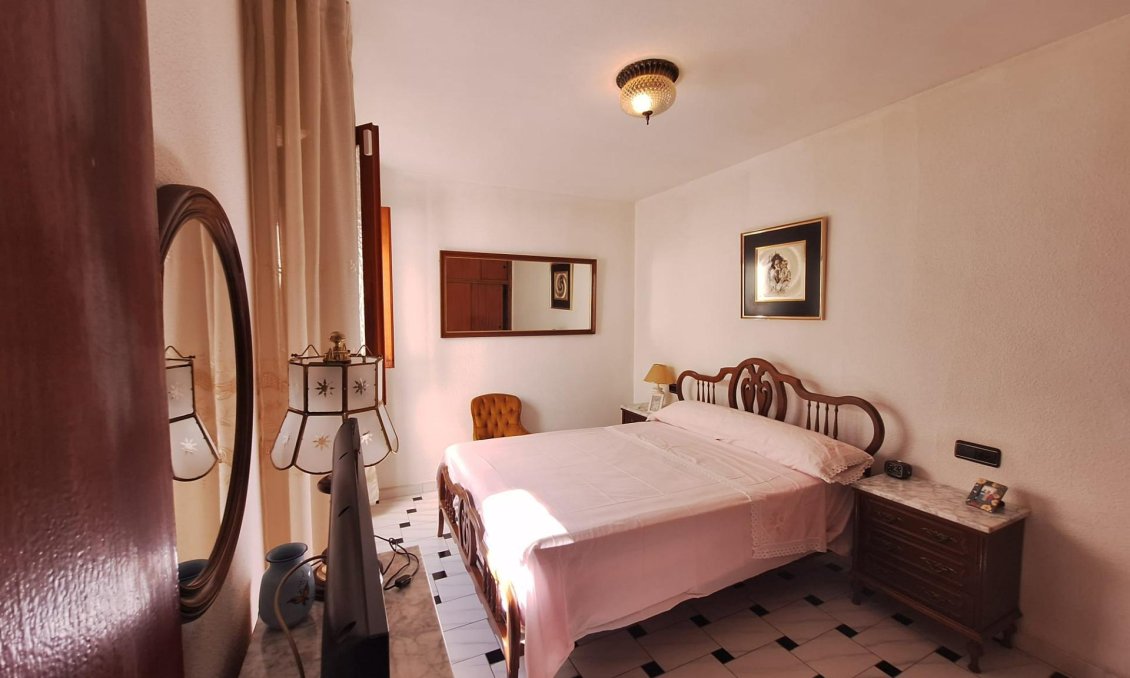 Resale - Apartment -
Torrevieja - Acequion
