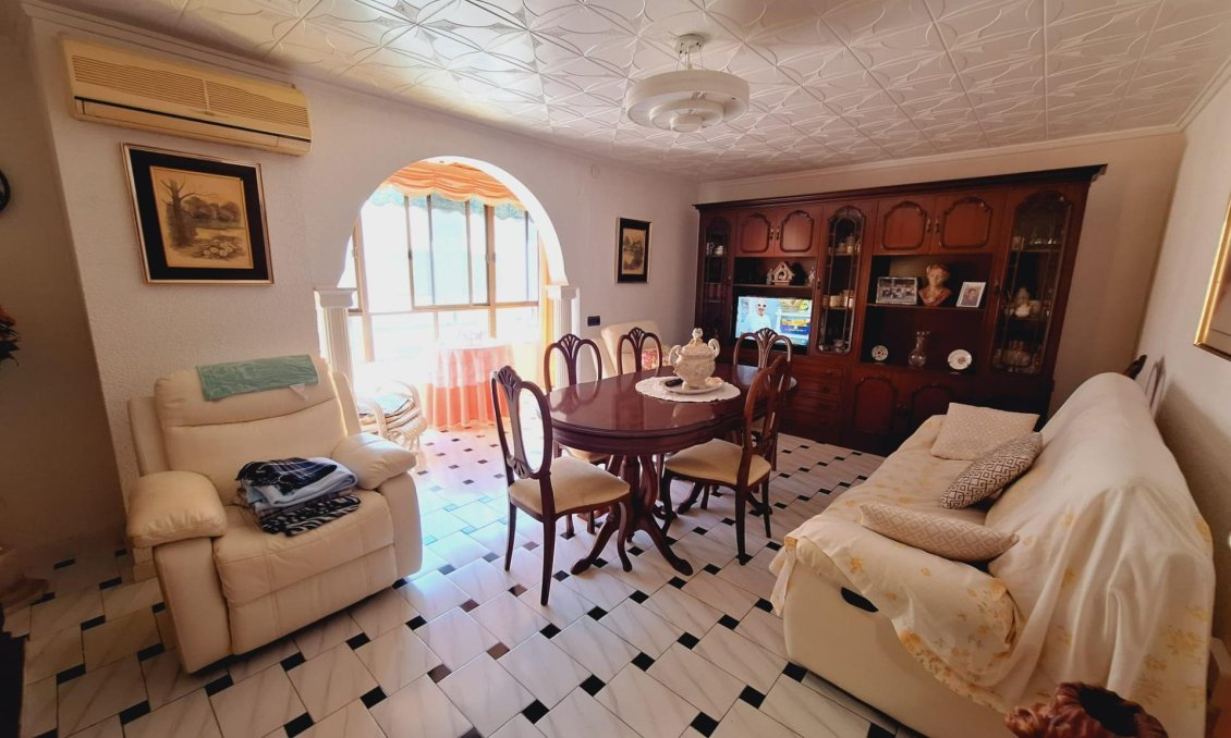 Resale - Apartment -
Torrevieja - Acequion
