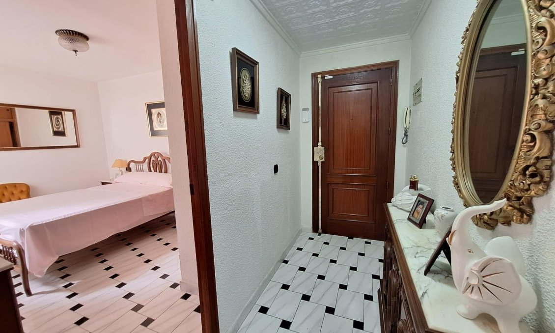 Resale - Apartment -
Torrevieja - Acequion