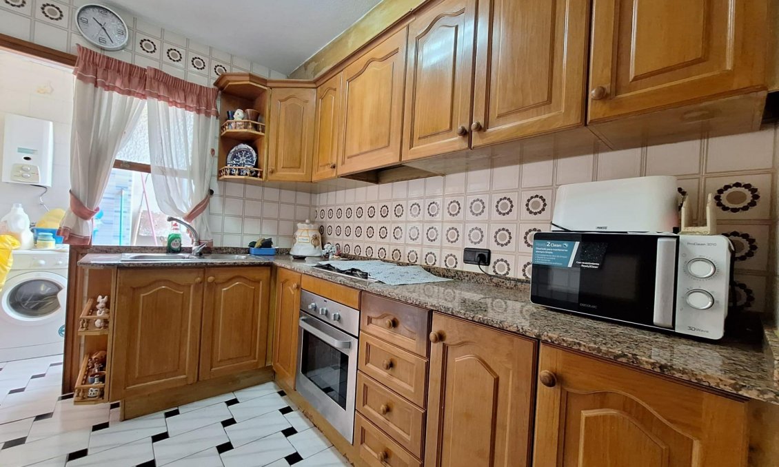 Resale - Apartment -
Torrevieja - Acequion