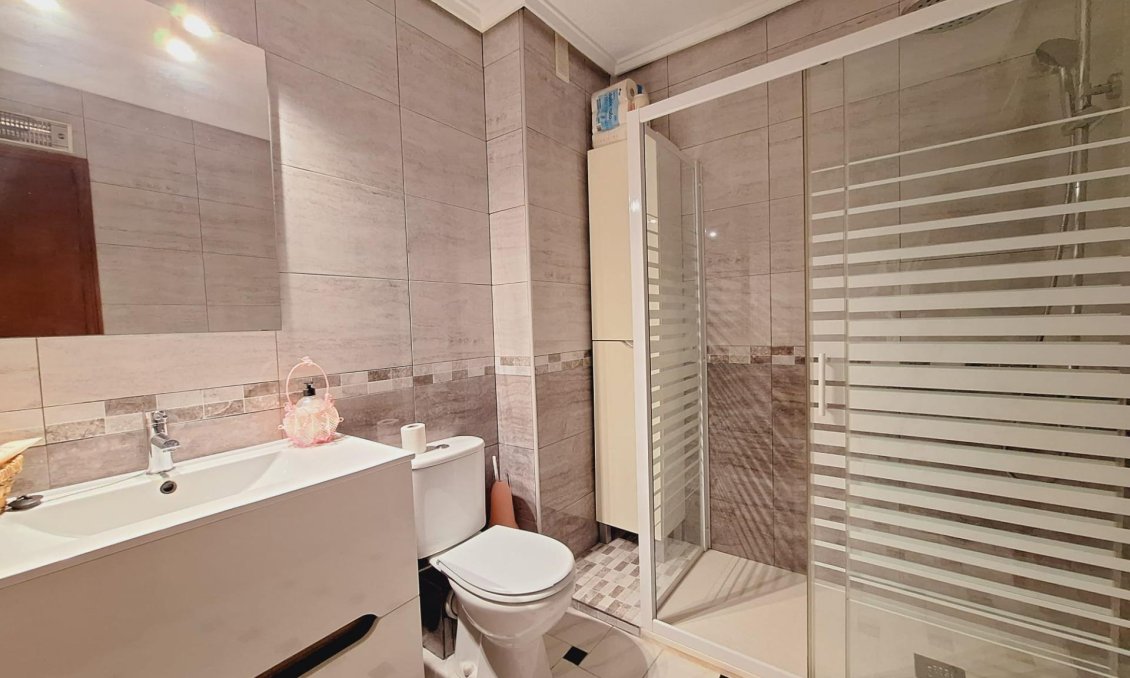 Resale - Apartment -
Torrevieja - Acequion