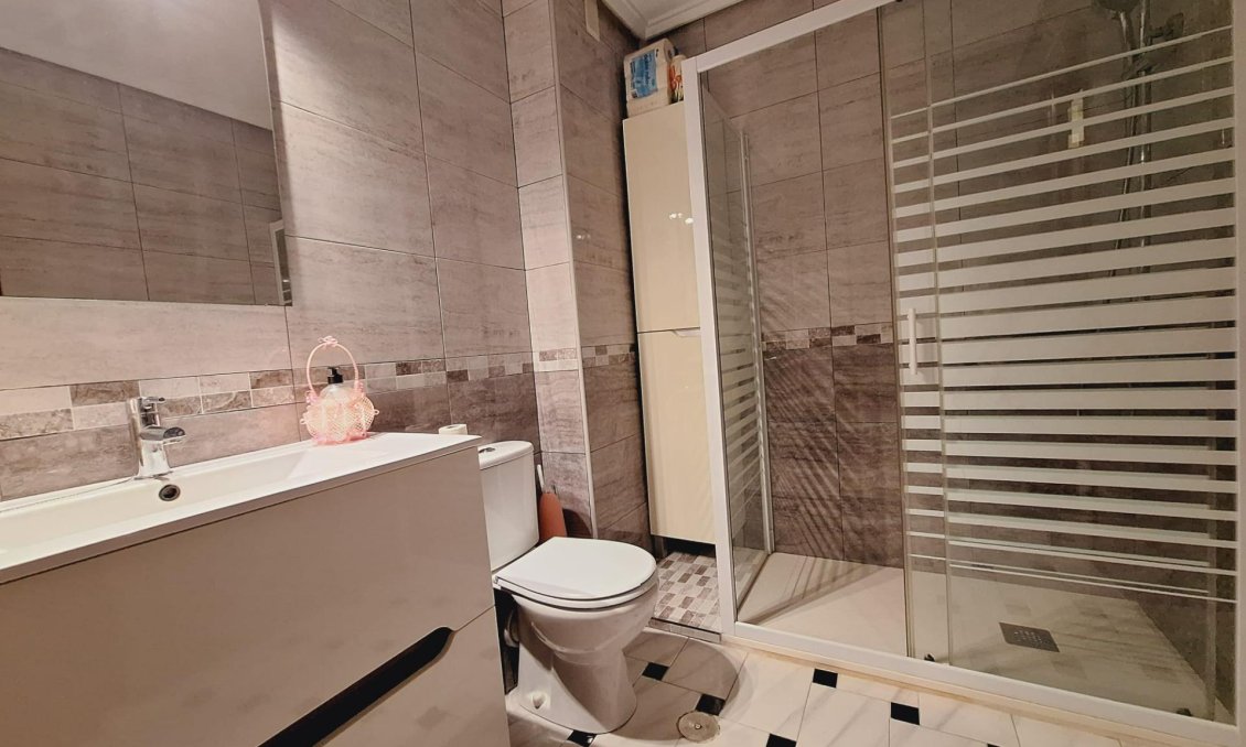 Resale - Apartment -
Torrevieja - Acequion