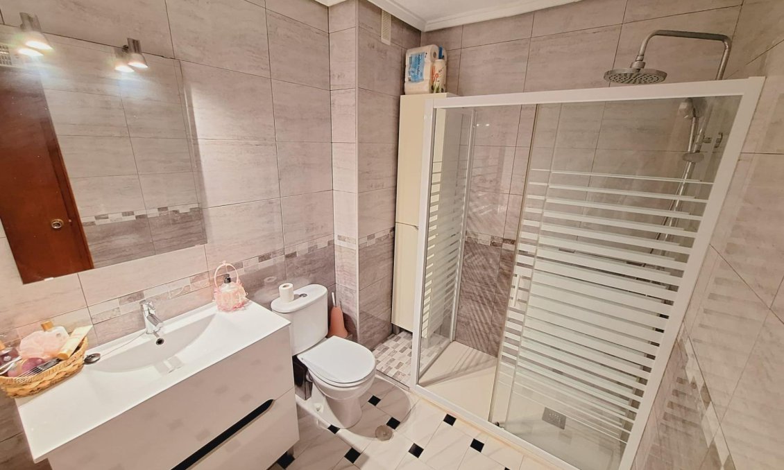 Resale - Apartment -
Torrevieja - Acequion