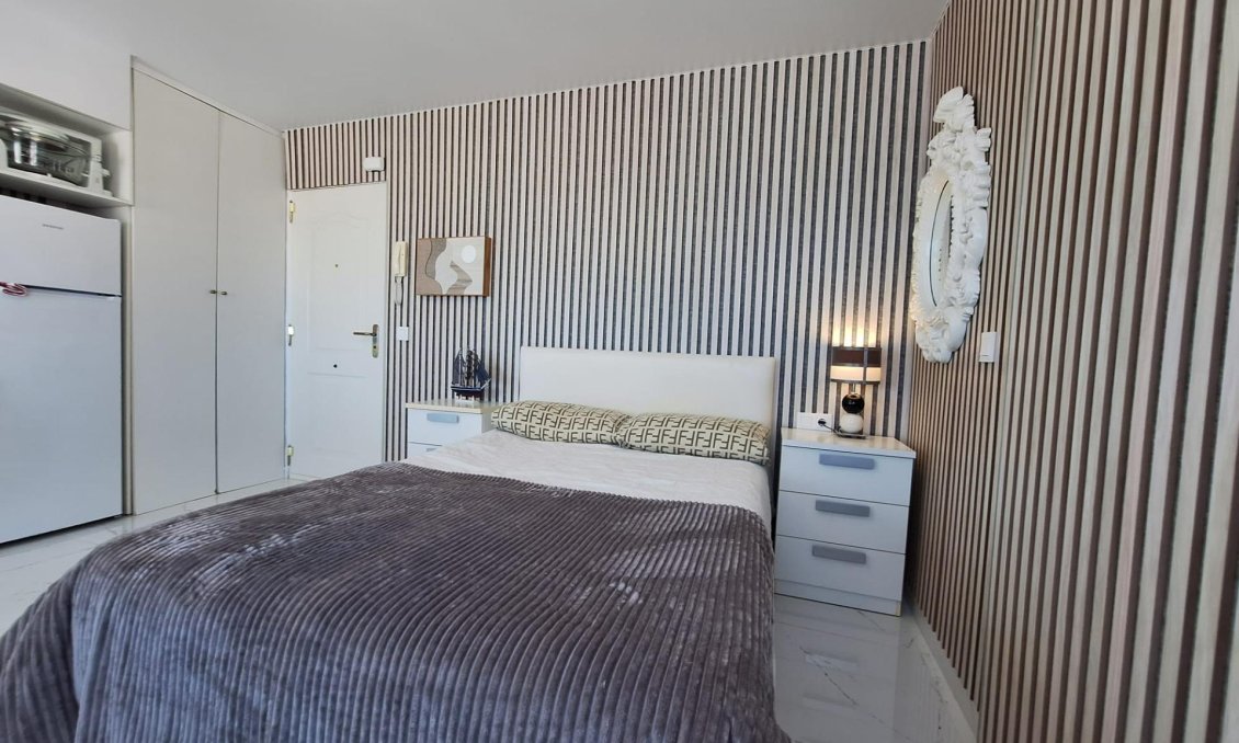 Resale - Apartment -
Torrevieja - Torrejón