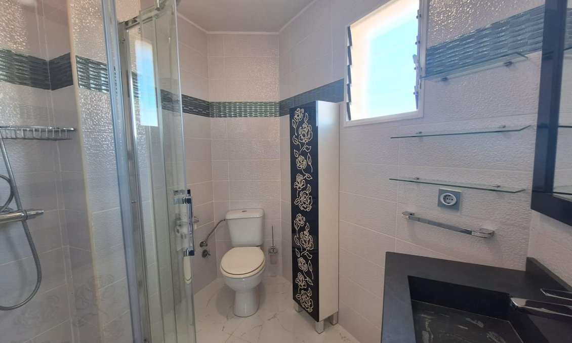 Resale - Apartment -
Torrevieja - Torrejón