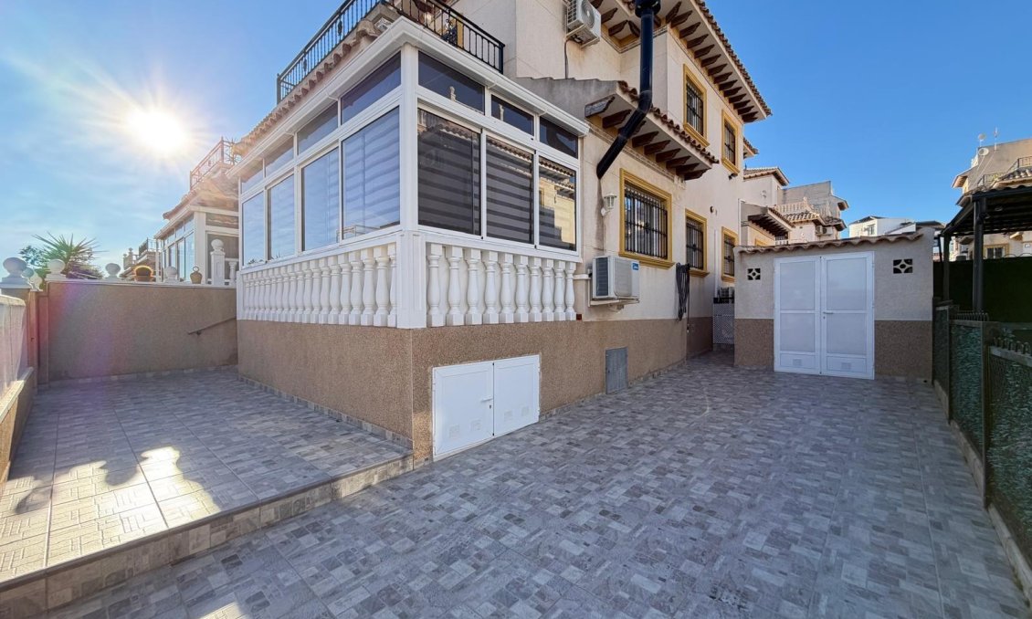 Resale - Townhouse -
Orihuela Costa - Las Filipinas