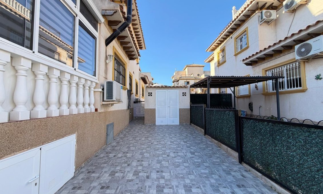 Resale - Townhouse -
Orihuela Costa - Las Filipinas