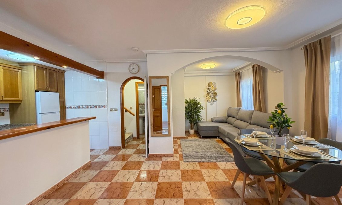 Resale - Townhouse -
Orihuela Costa - Las Filipinas
