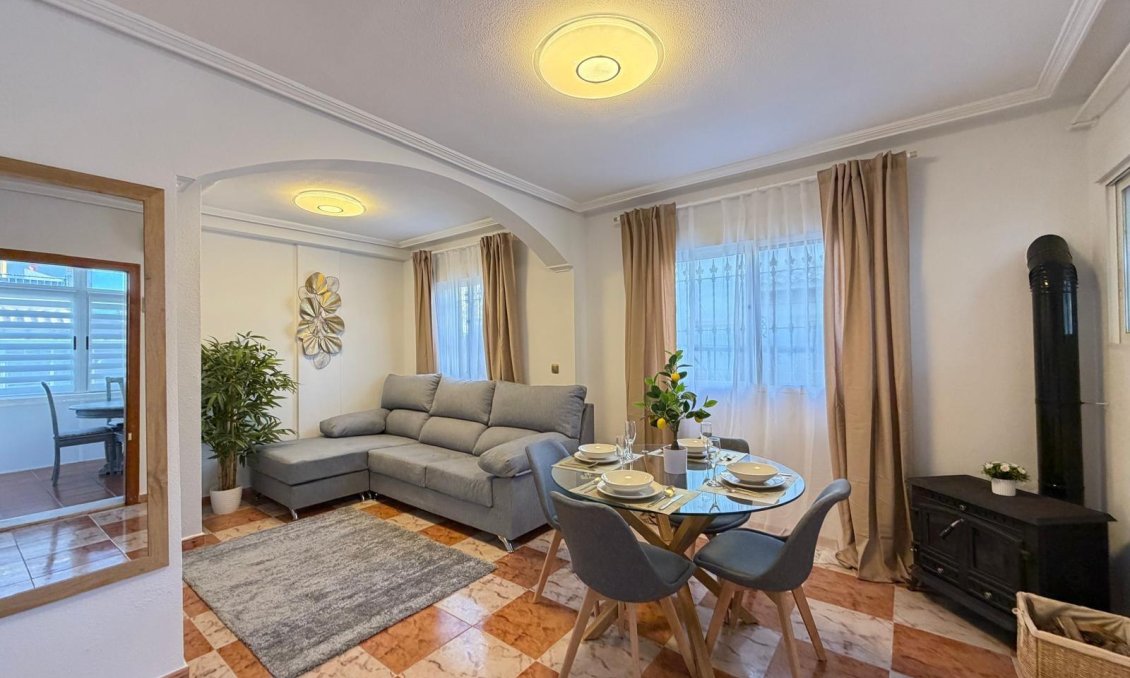 Resale - Townhouse -
Orihuela Costa - Las Filipinas