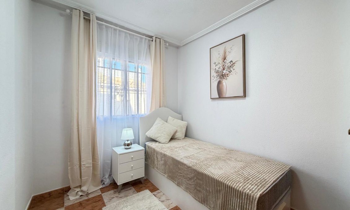 Resale - Townhouse -
Orihuela Costa - Las Filipinas