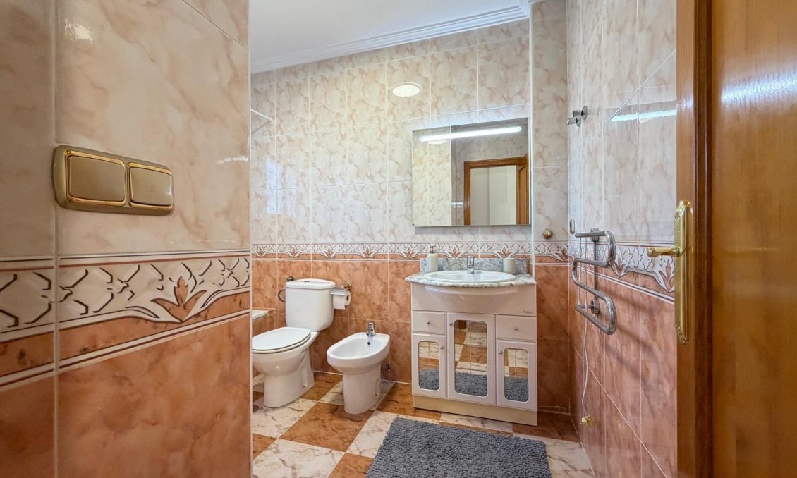 Resale - Townhouse -
Orihuela Costa - Las Filipinas
