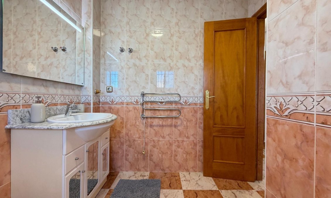 Resale - Townhouse -
Orihuela Costa - Las Filipinas