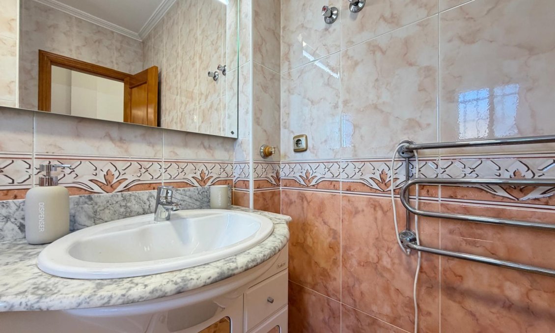 Resale - Townhouse -
Orihuela Costa - Las Filipinas
