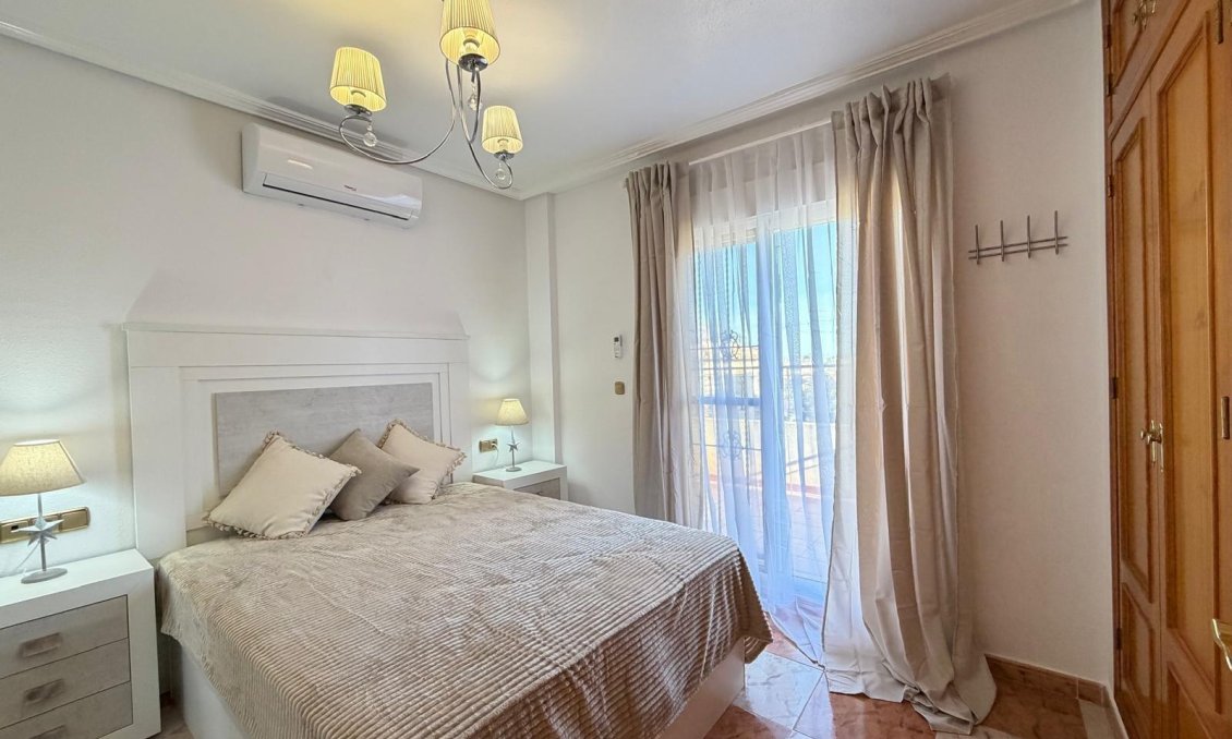 Resale - Townhouse -
Orihuela Costa - Las Filipinas