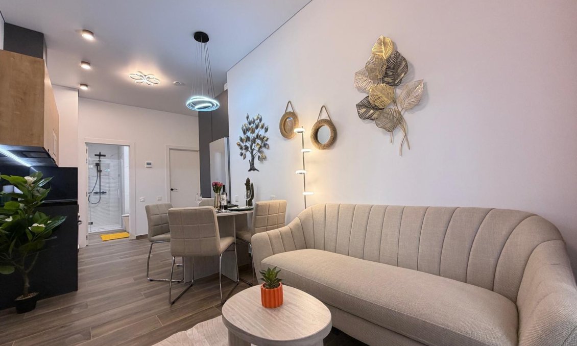 Revente - Appartement -
Torrevieja