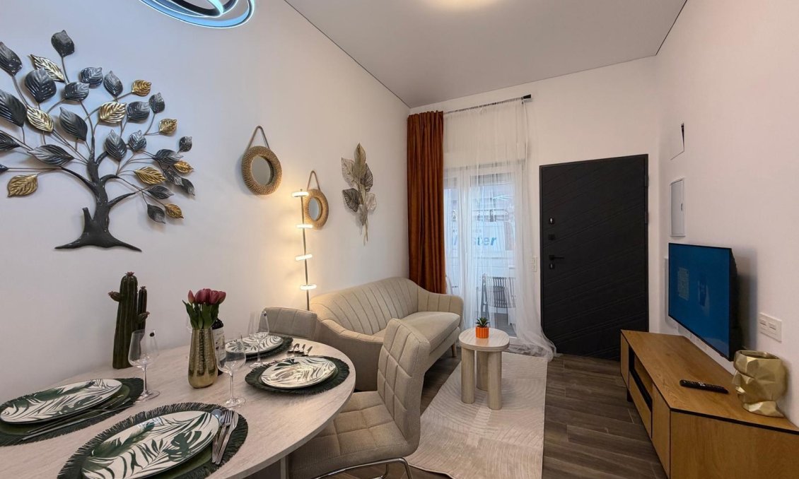Revente - Appartement -
Torrevieja