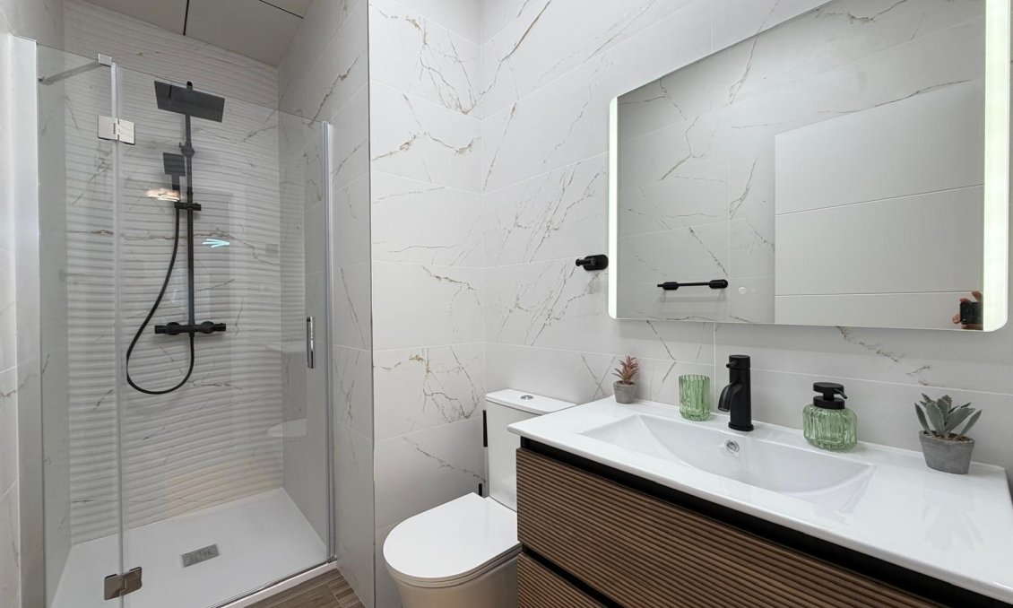 Revente - Appartement -
Torrevieja