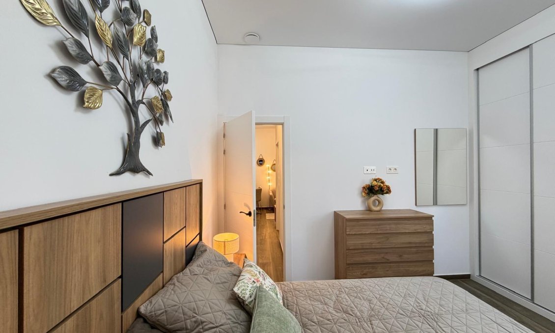 Revente - Appartement -
Torrevieja