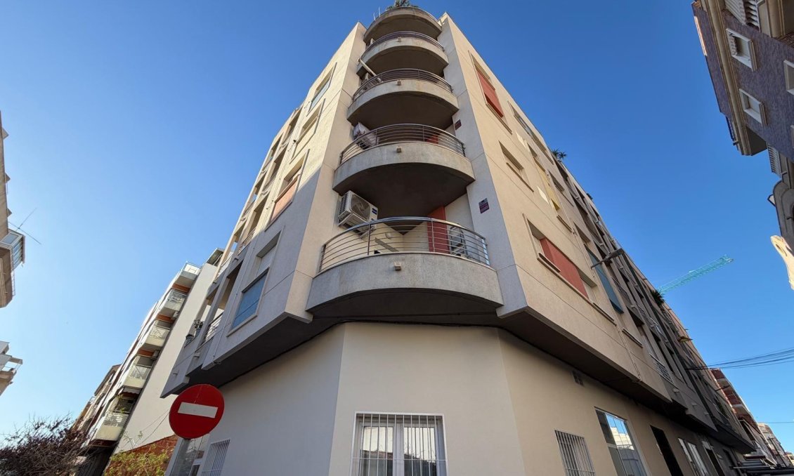 Revente - Appartement -
Torrevieja