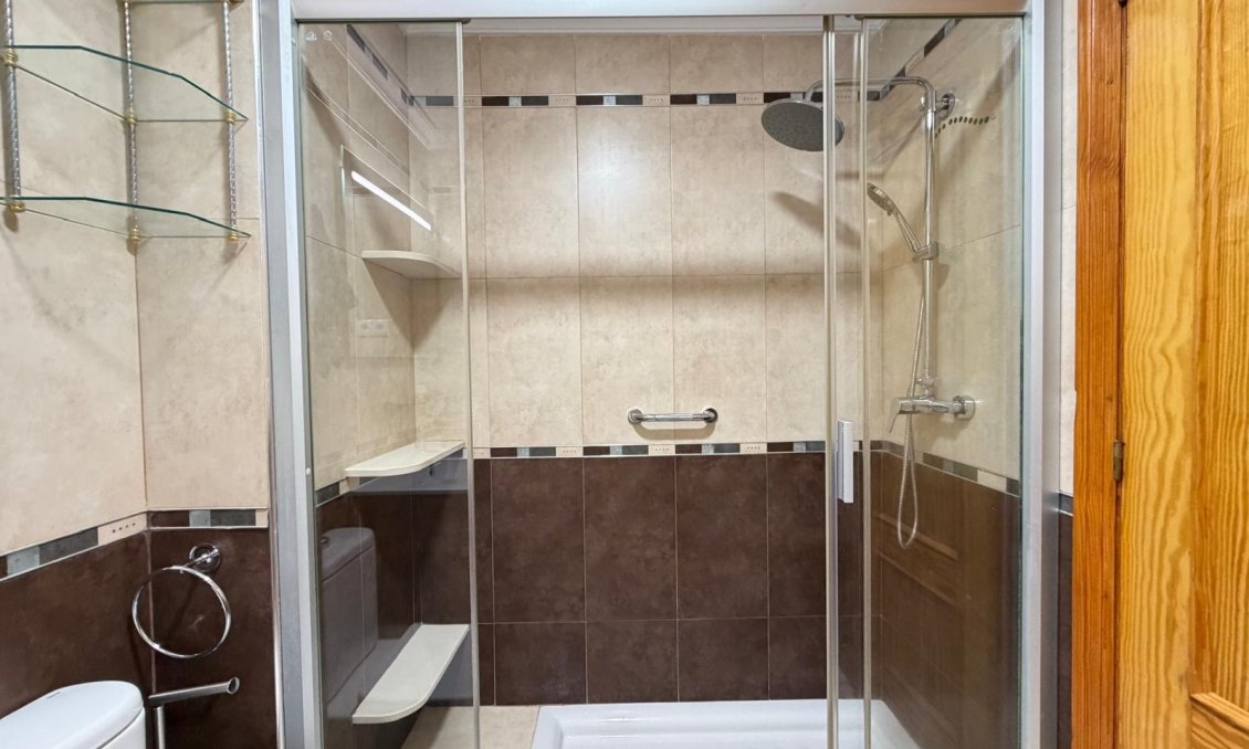 Resale - Apartment -
Torrevieja - Playa del Cura
