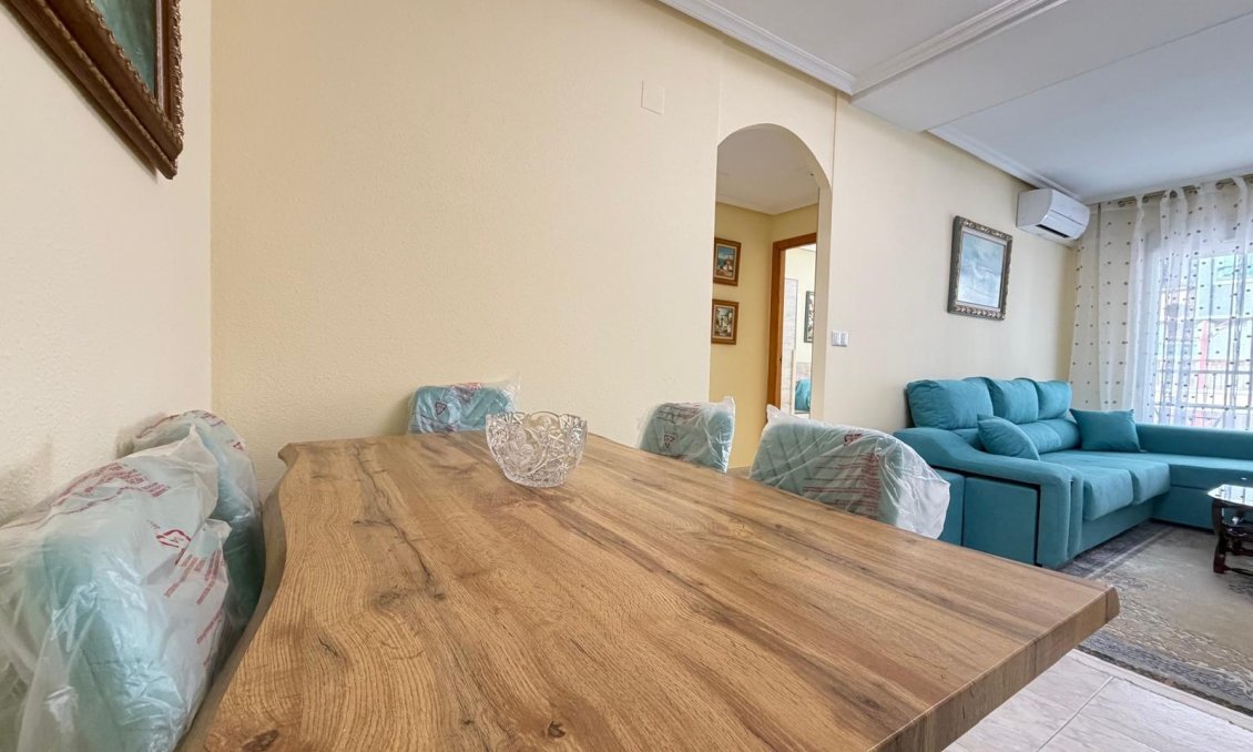 Resale - Apartment -
Torrevieja - Playa del Cura