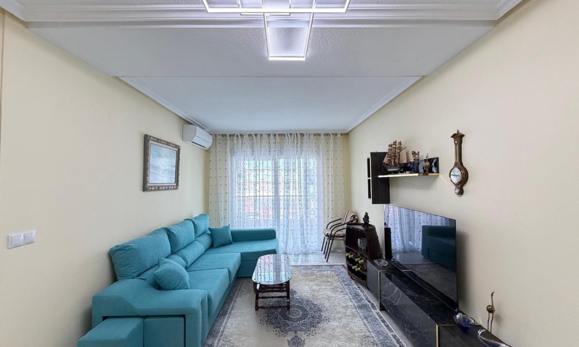 Resale - Apartment -
Torrevieja - Playa del Cura