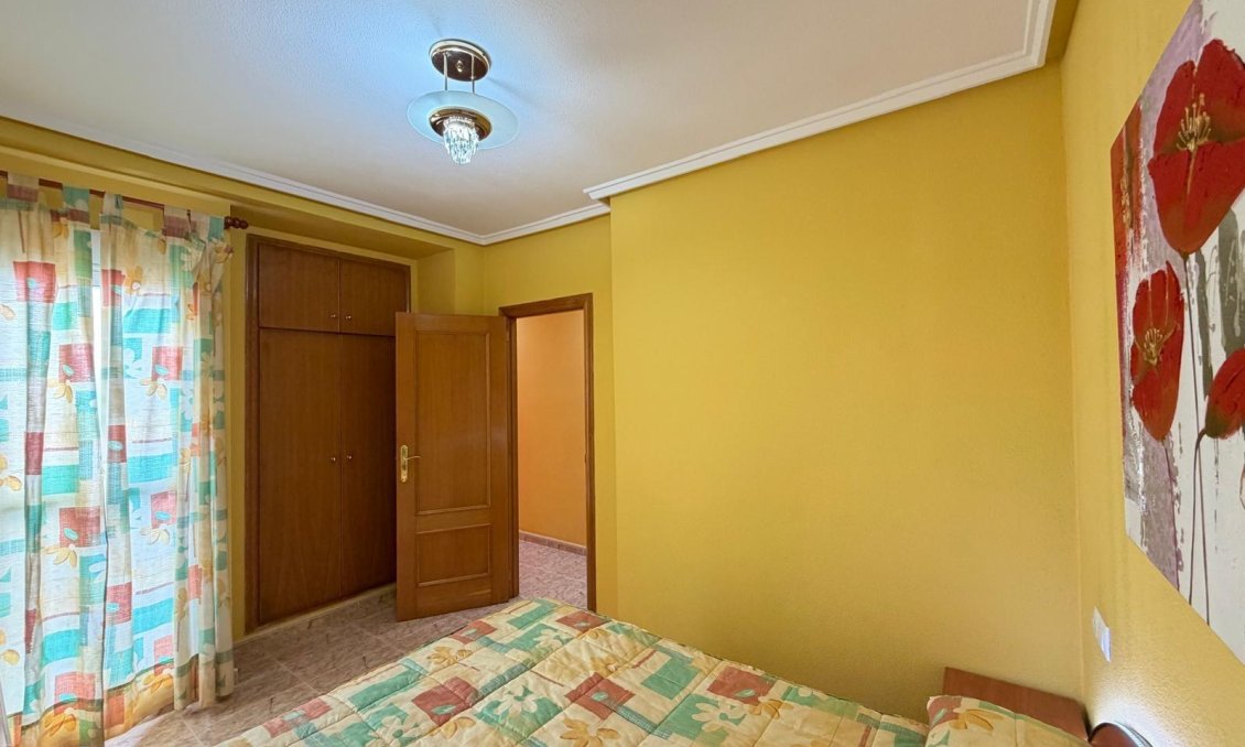 Resale - Penthouse -
Torrevieja - Playa del Cura