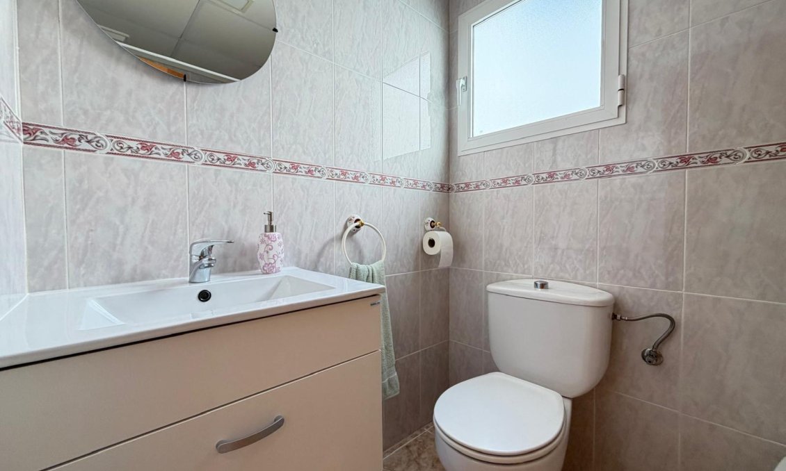 Resale - Penthouse -
Torrevieja - Playa del Cura