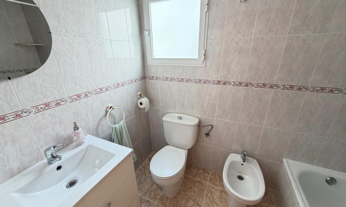Resale - Penthouse -
Torrevieja - Playa del Cura