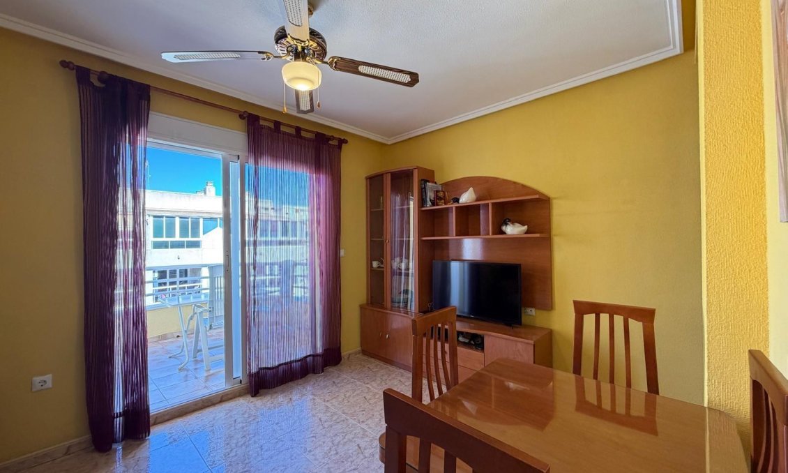 Resale - Penthouse -
Torrevieja - Playa del Cura