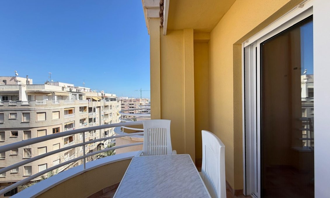Resale - Penthouse -
Torrevieja - Playa del Cura