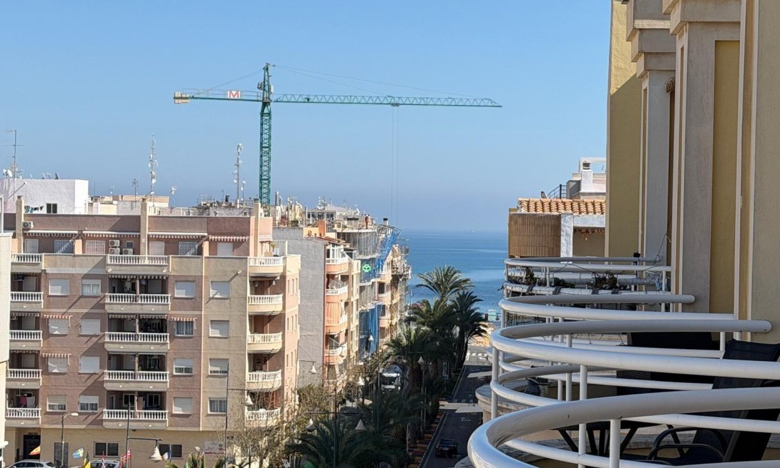 Resale - Penthouse -
Torrevieja - Playa del Cura