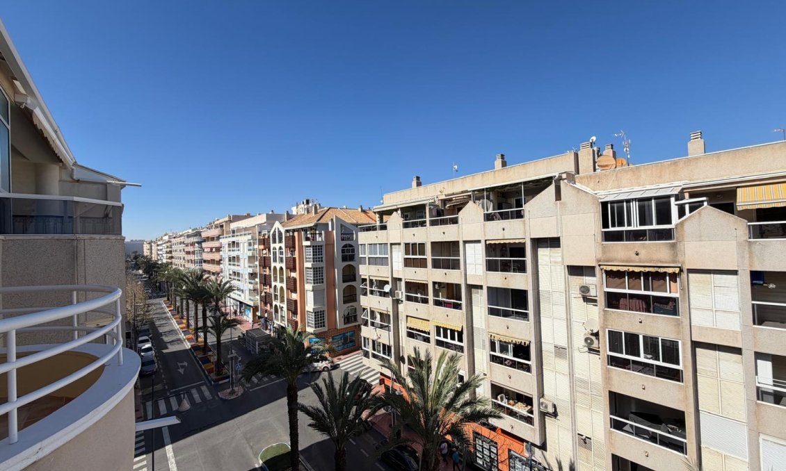 Resale - Penthouse -
Torrevieja - Playa del Cura