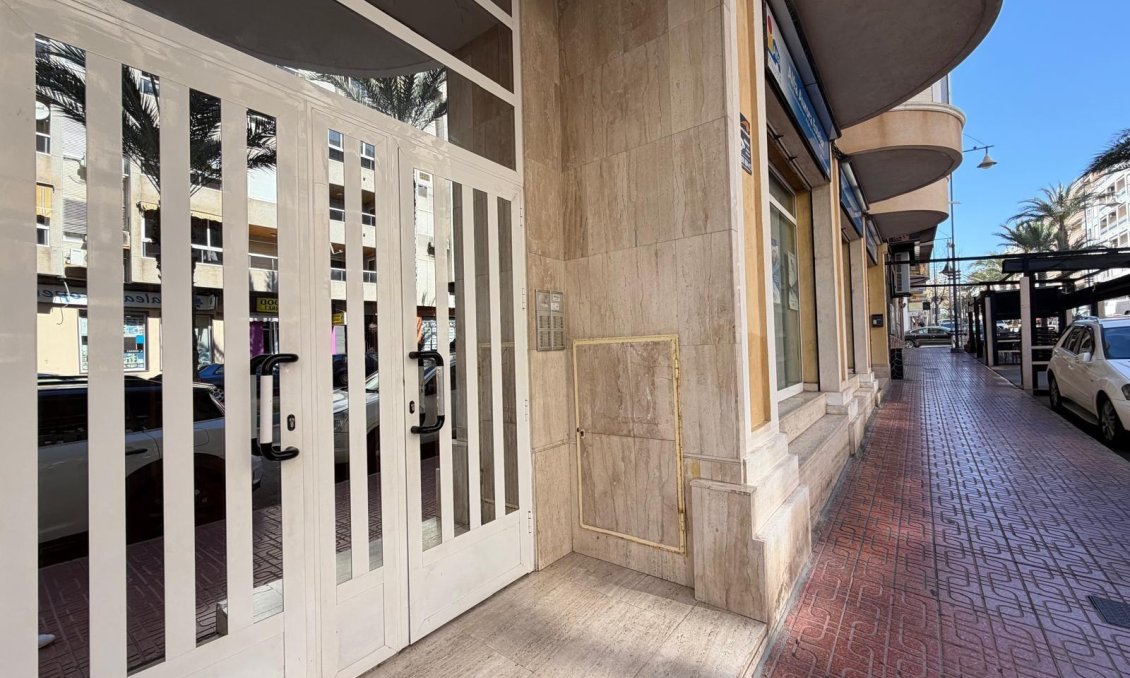 Resale - Penthouse -
Torrevieja - Playa del Cura