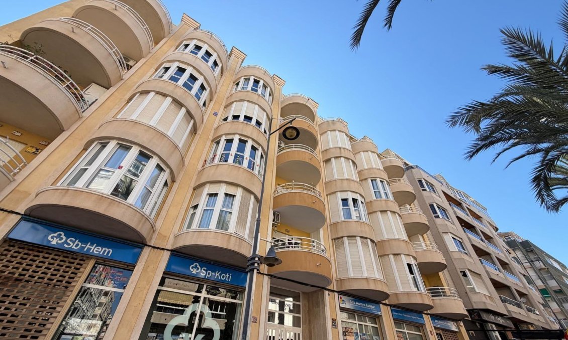 Resale - Penthouse -
Torrevieja - Playa del Cura
