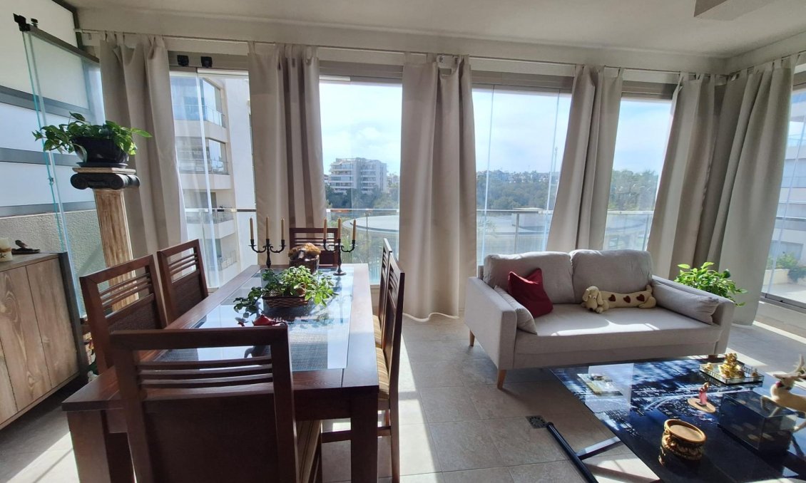 Resale - Apartment -
Orihuela Costa - Los Dolses