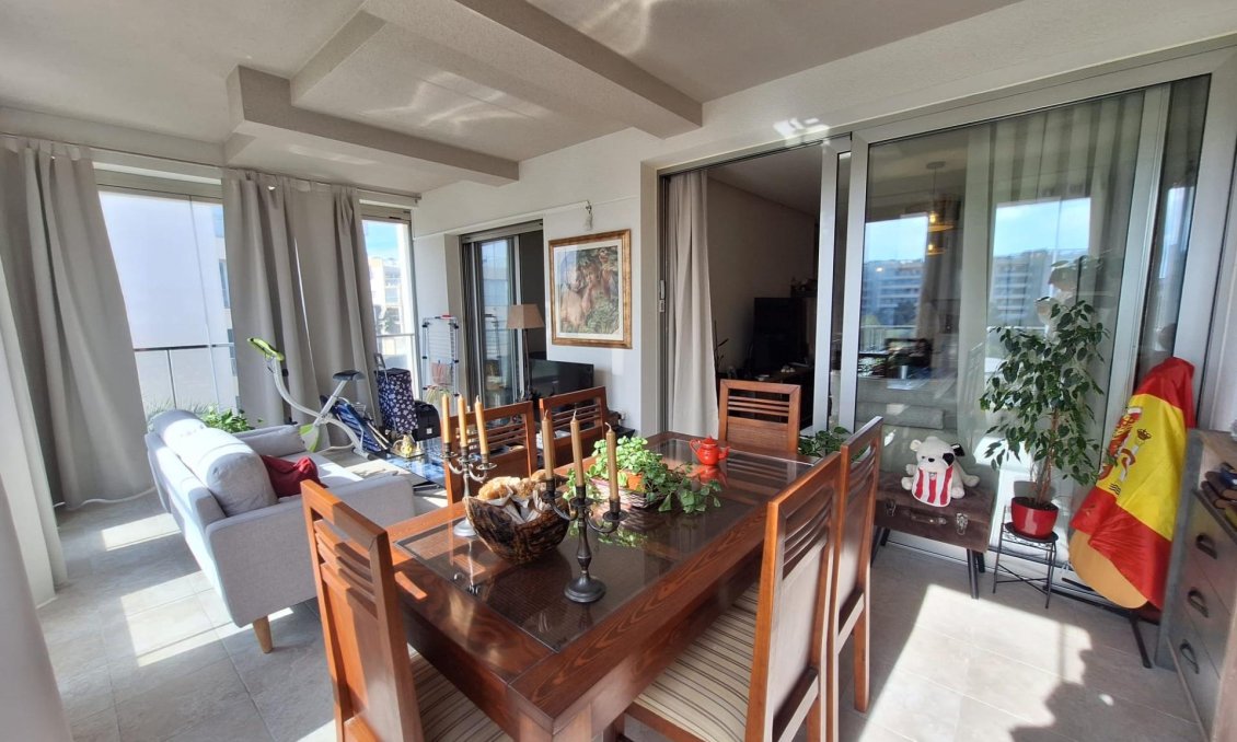 Resale - Apartment -
Orihuela Costa - Los Dolses