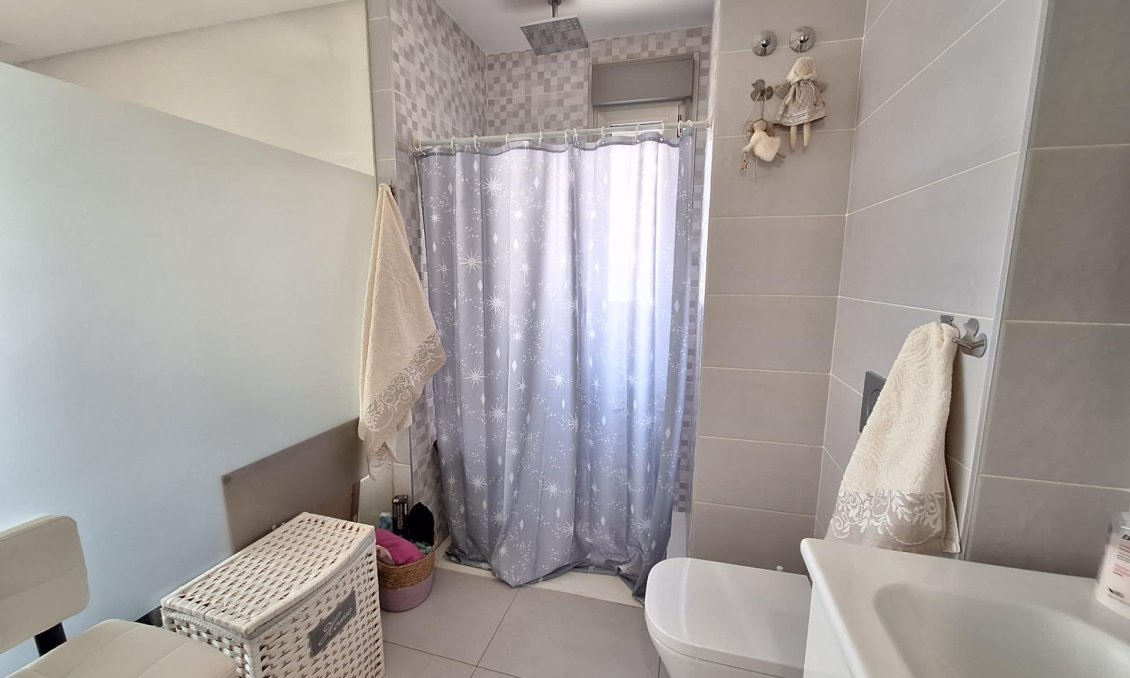 Resale - Apartment -
Orihuela Costa - Los Dolses